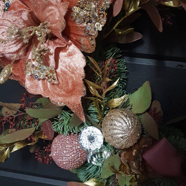 Christmas Wreath Glitz close up